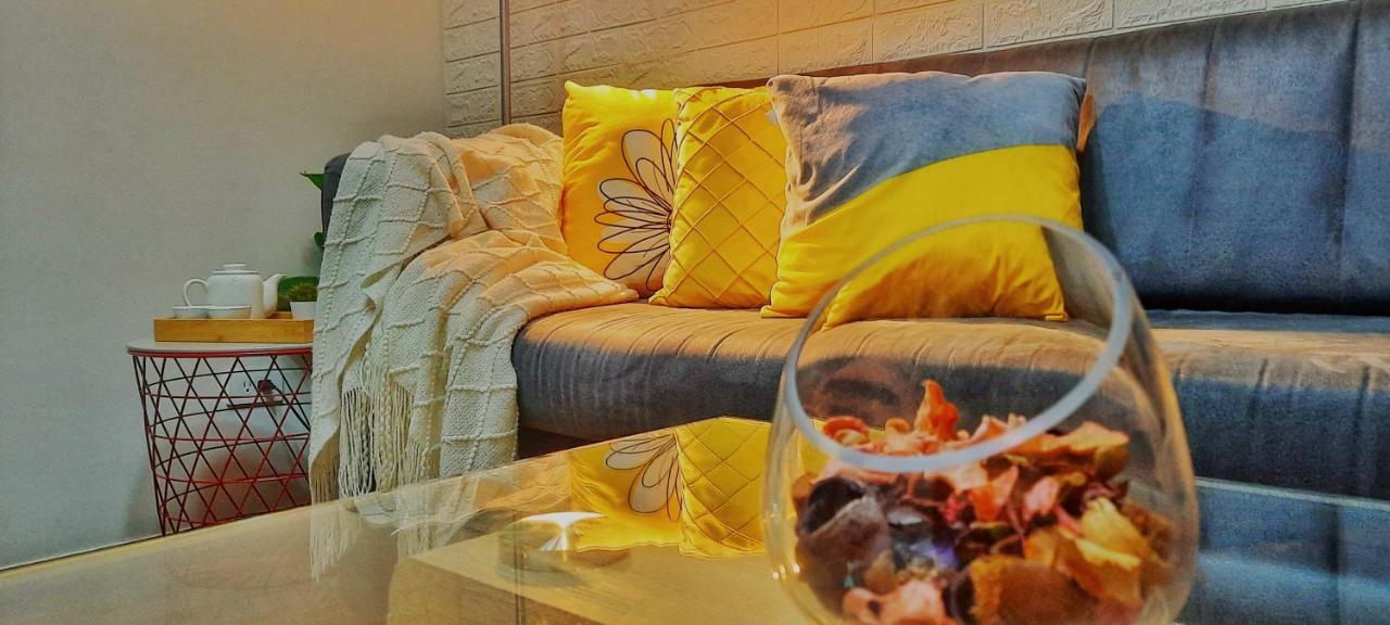 Stylish&Comfort Unit With Balcony In Air Makati Makati City Eksteriør bilde